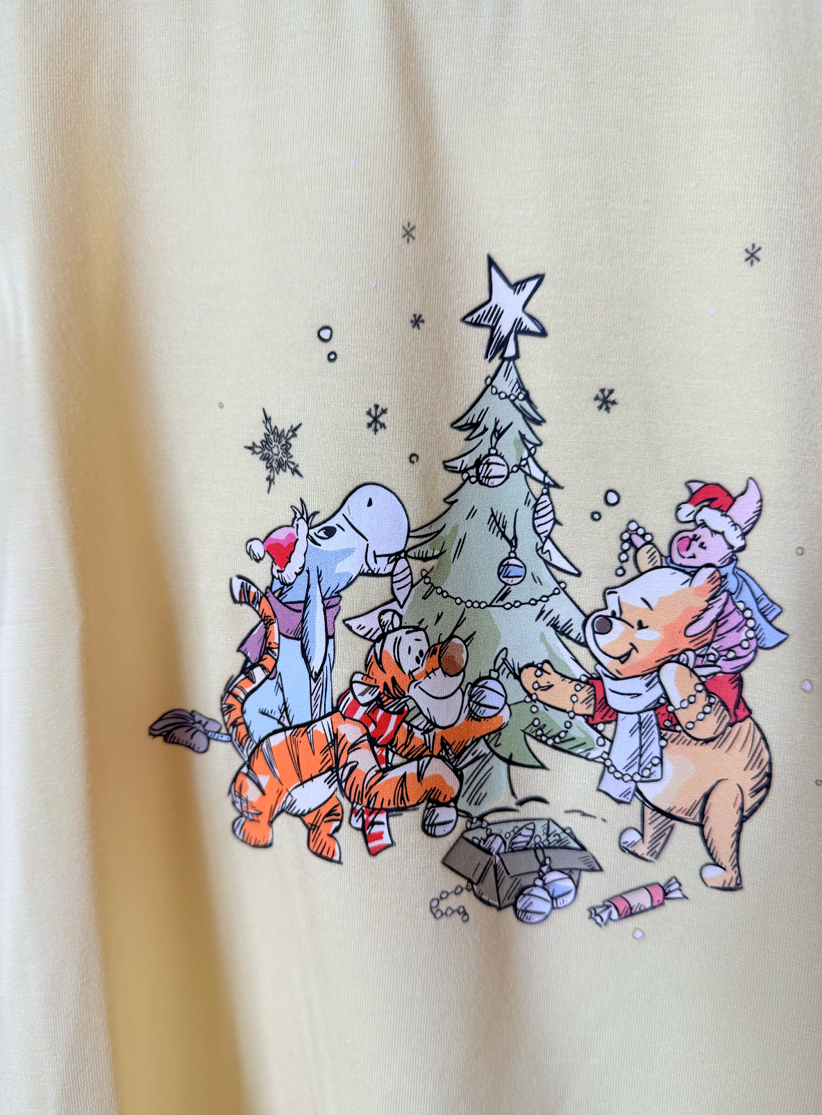T Shirt Sale - Very Merry Poohmas